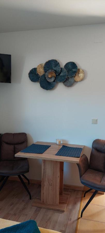 Wald-Panorama-Zimmer Bed & Breakfast Moenichkirchen Exterior photo