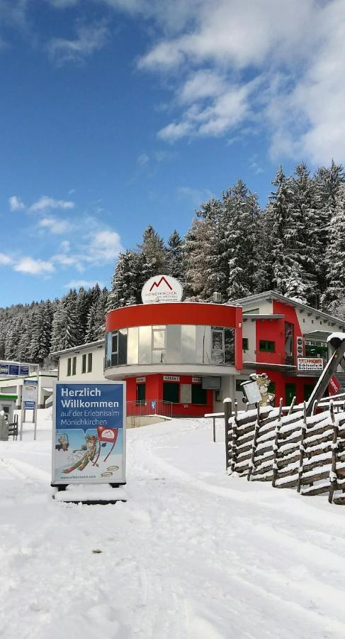 Wald-Panorama-Zimmer Bed & Breakfast Moenichkirchen Exterior photo